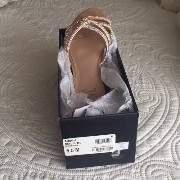 Sandals - Picture 5 of 5